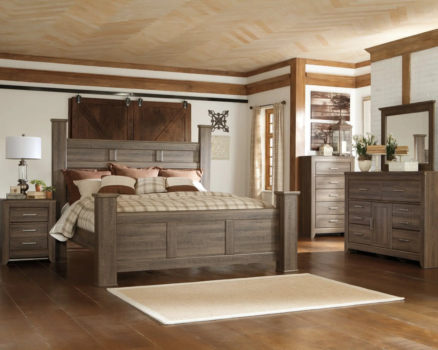 Juararo King Poster Bed with Mirrored Dresser Premier Furniture & Mattress