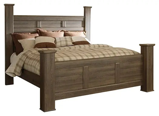 Juararo King Poster Bed with Mirrored Dresser Premier Furniture & Mattress
