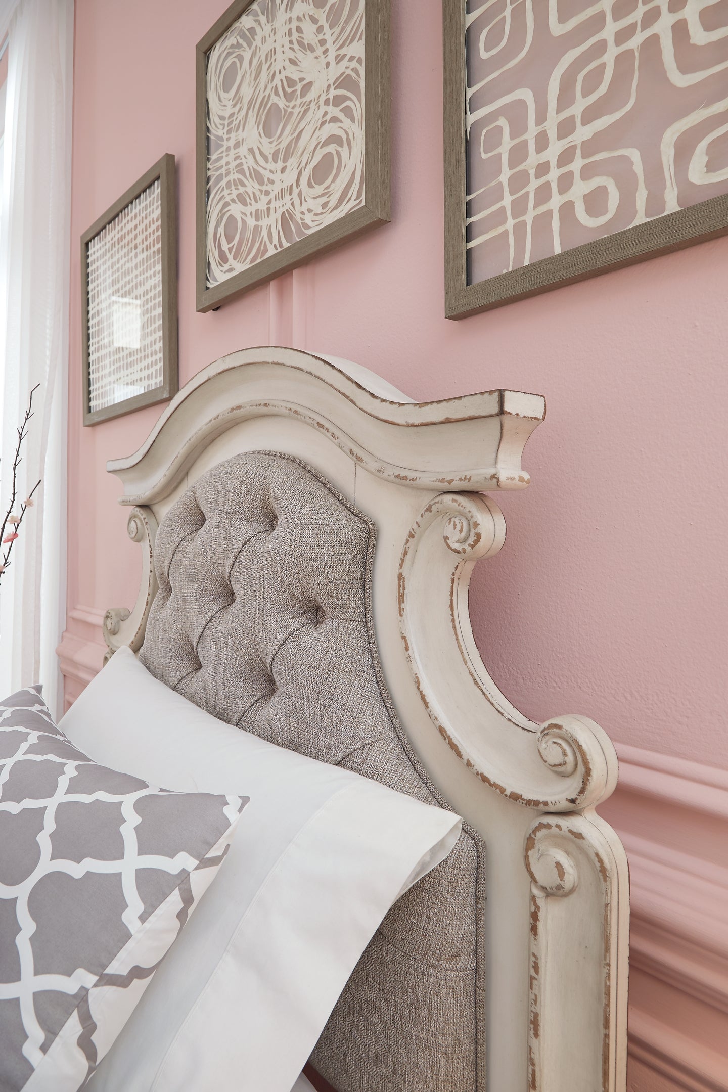 Realyn Upholstered Panel Bed - Premier Furniture & Mattress