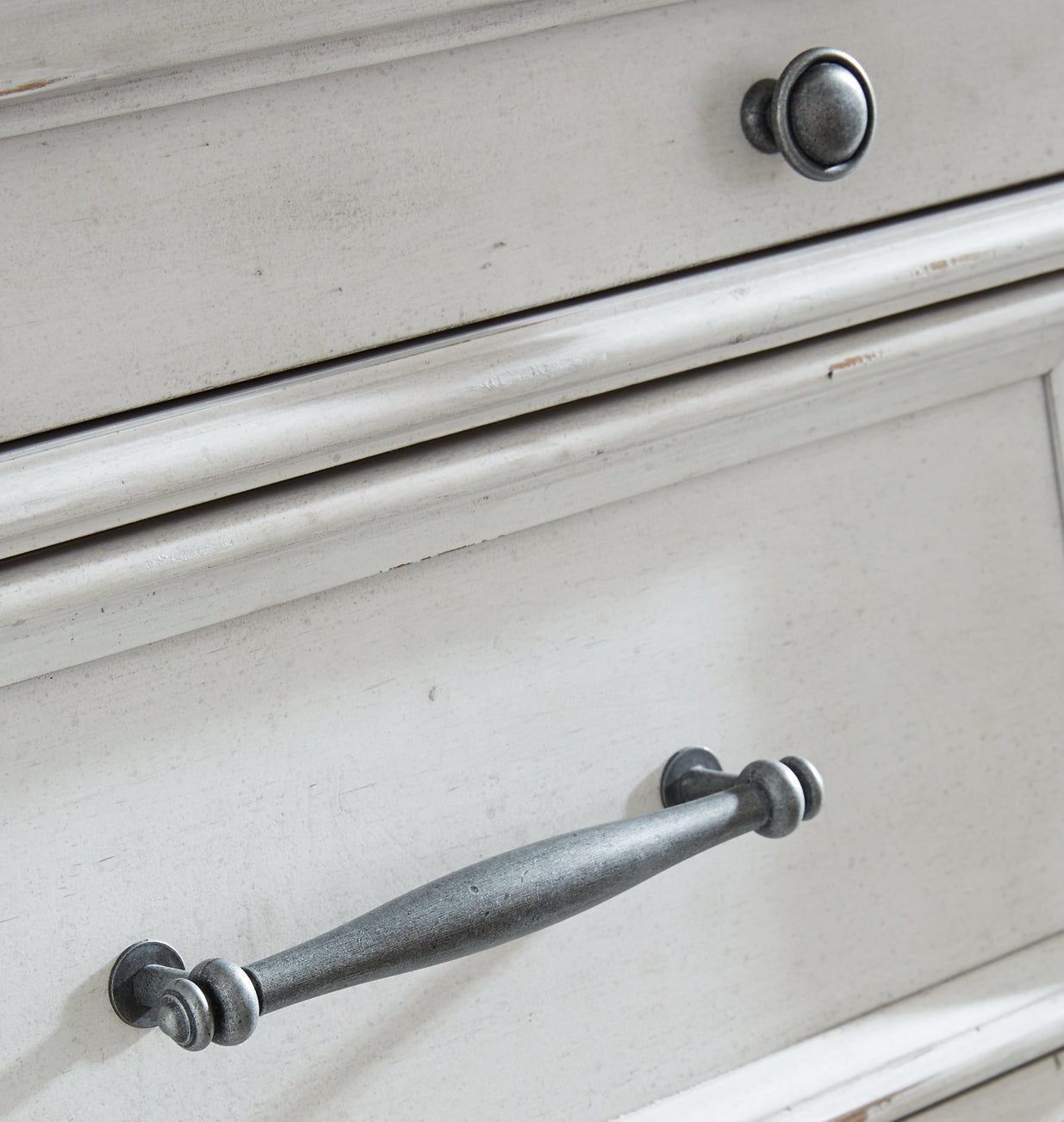 Kanwyn Dresser and Mirror - Premier Furniture & Mattress