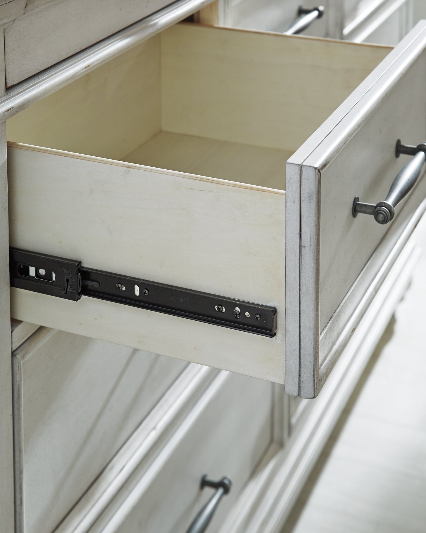Kanwyn Dresser and Mirror - Premier Furniture & Mattress