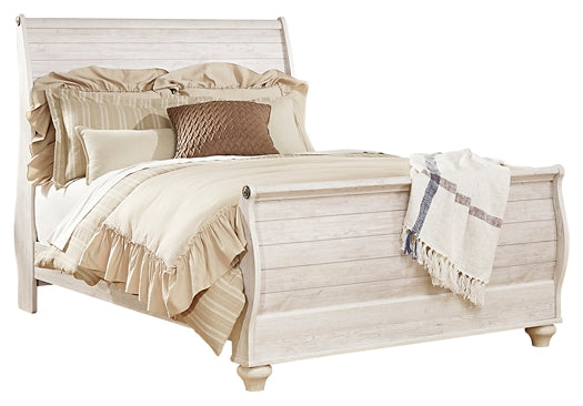 Willowton Sleigh Bed With Mirrored Dresser, Chest And 2 Nightstands
