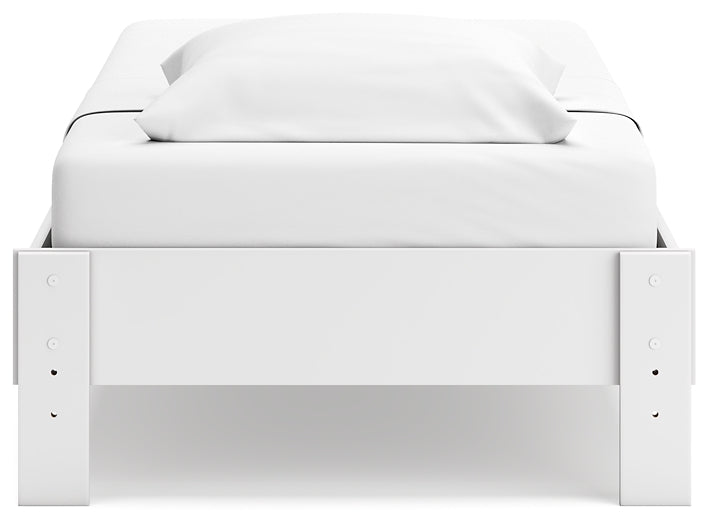 Socalle Platform Bed
