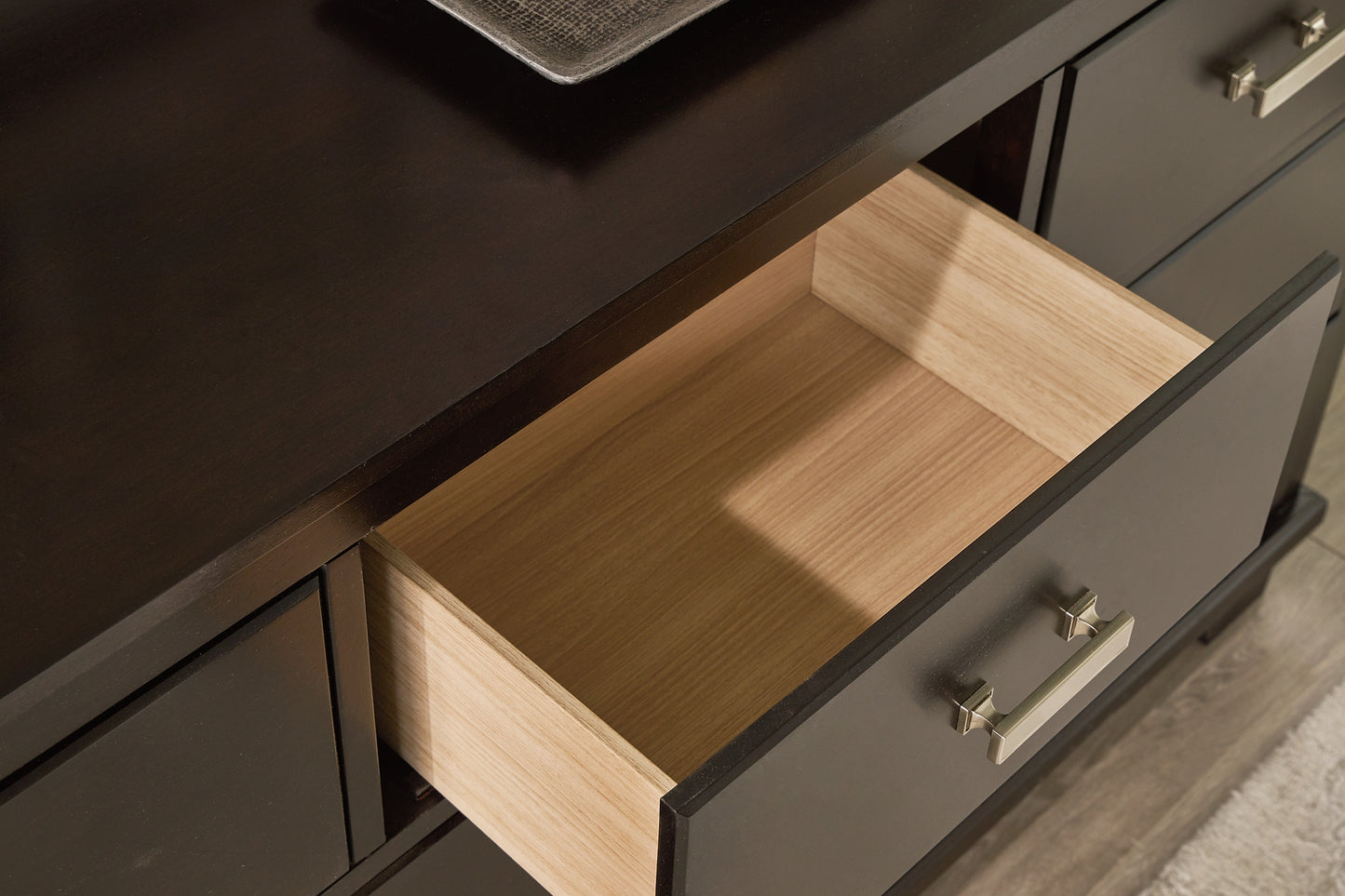Covetown Full Panel Bed with Mirrored Dresser, Chest and Nightstand