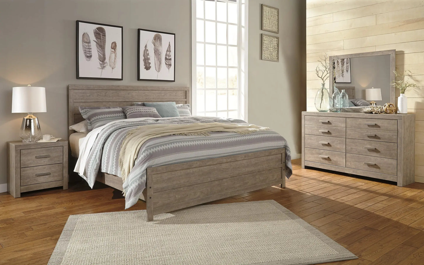 Culverbach King Panel Bed with Mirrored Dresser and 2 Nightstands Premier Furniture & Mattress
