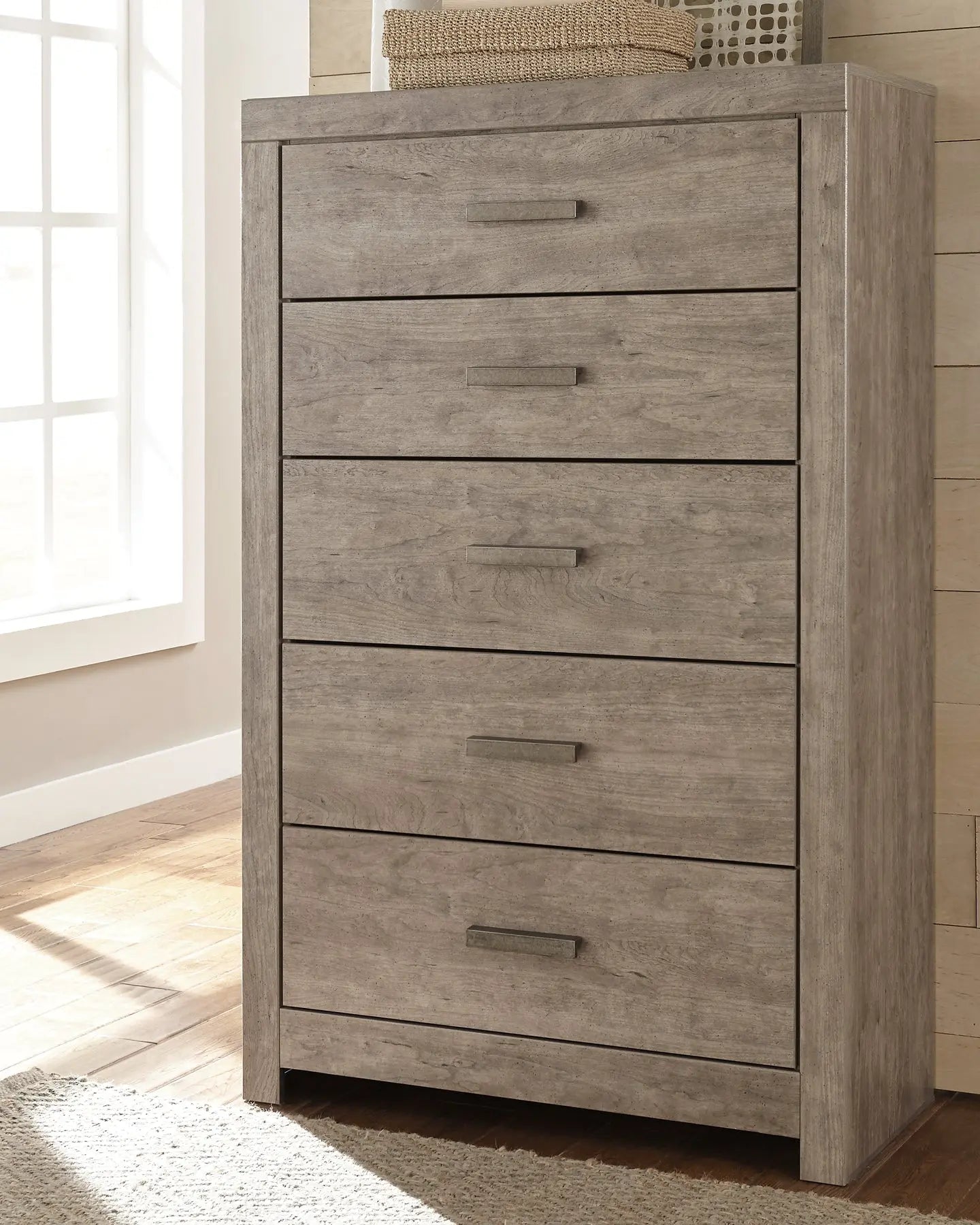 Culverbach King Panel Bed with Mirrored Dresser and 2 Nightstands Premier Furniture & Mattress