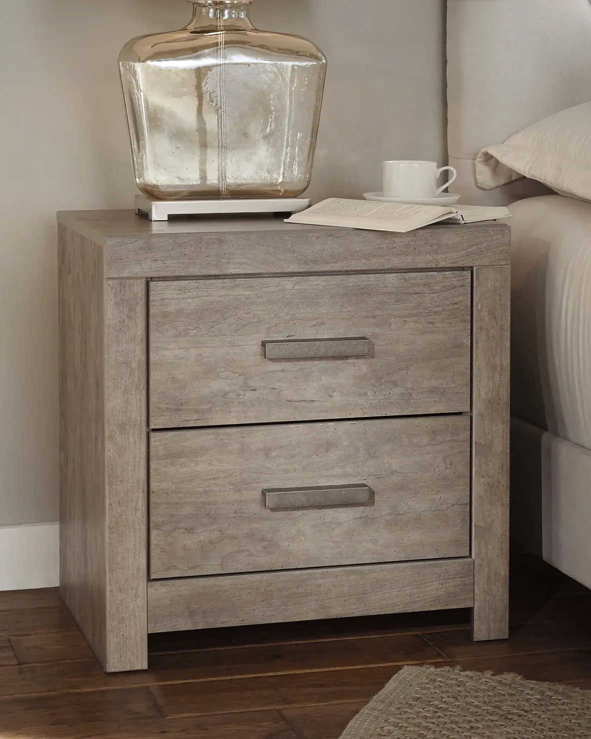 Culverbach King Panel Bed with Mirrored Dresser and 2 Nightstands Premier Furniture & Mattress