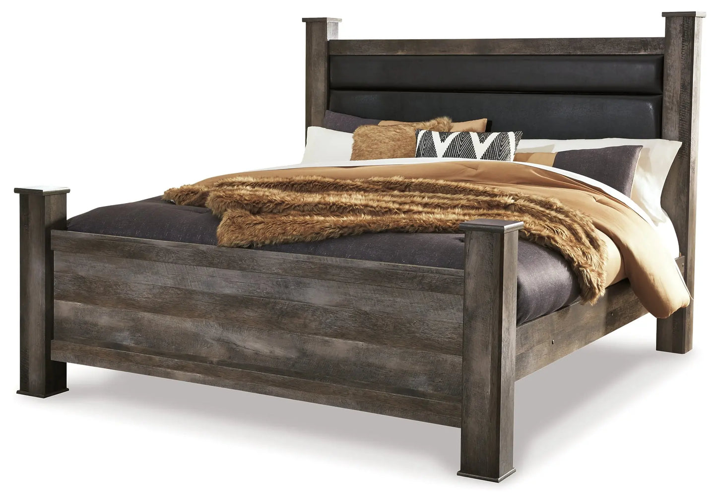 Wynnlow King Poster Bed with Mirrored Dresser Premier Furniture & Mattress