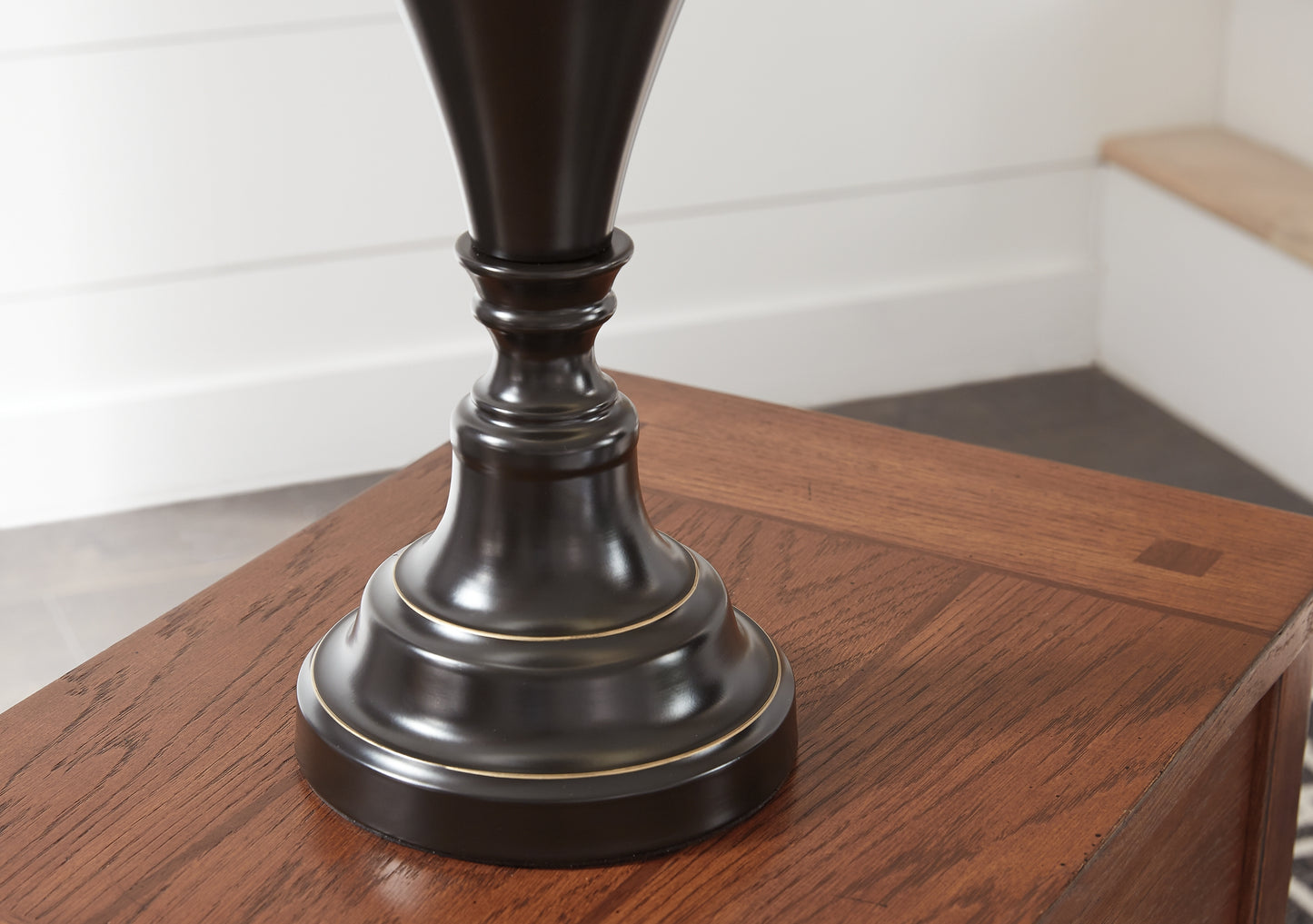 Darlita Metal Table Lamp (2/CN) - Premier Furniture & Mattress