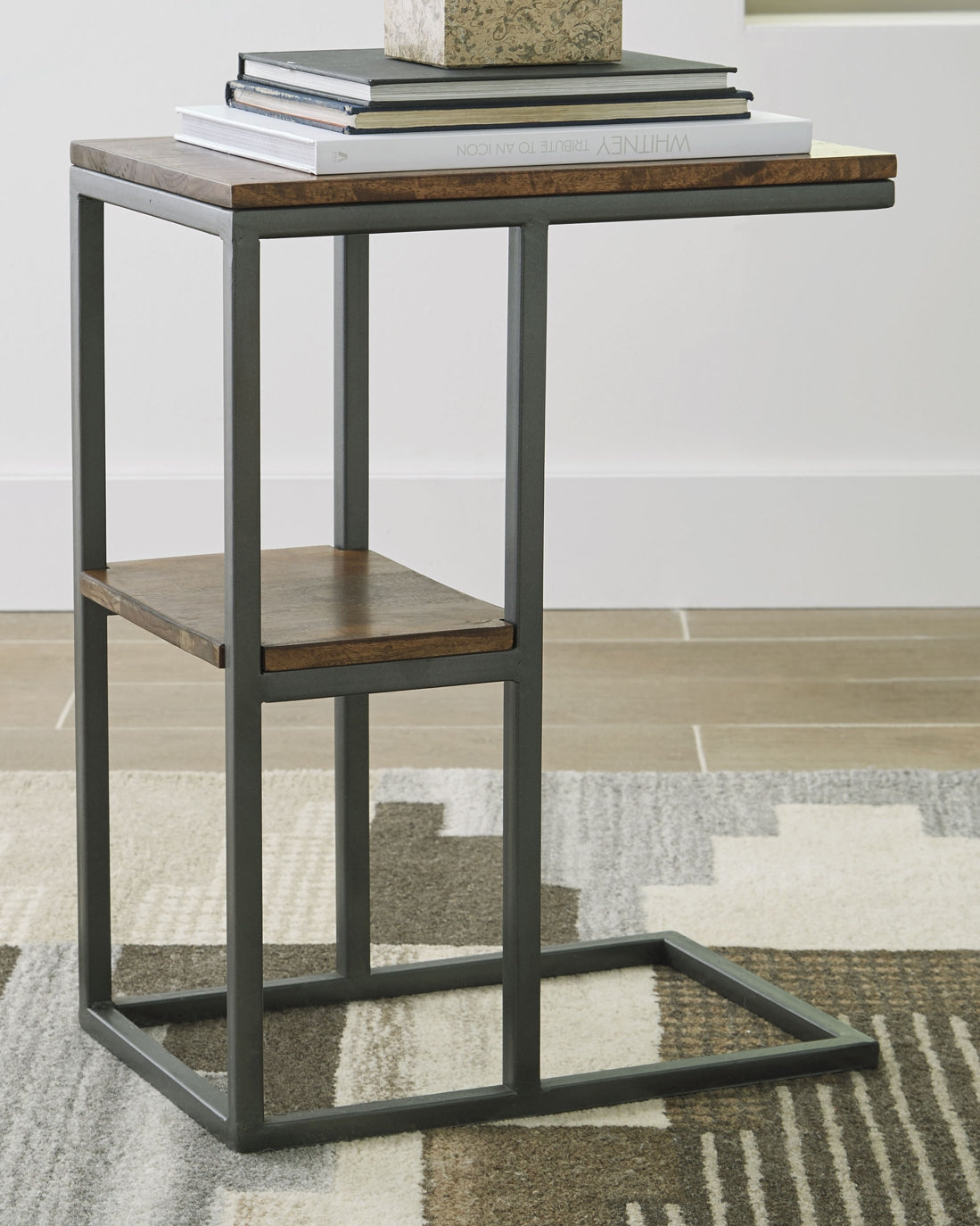 Forestmin Accent Table - Premier Furniture & Mattress