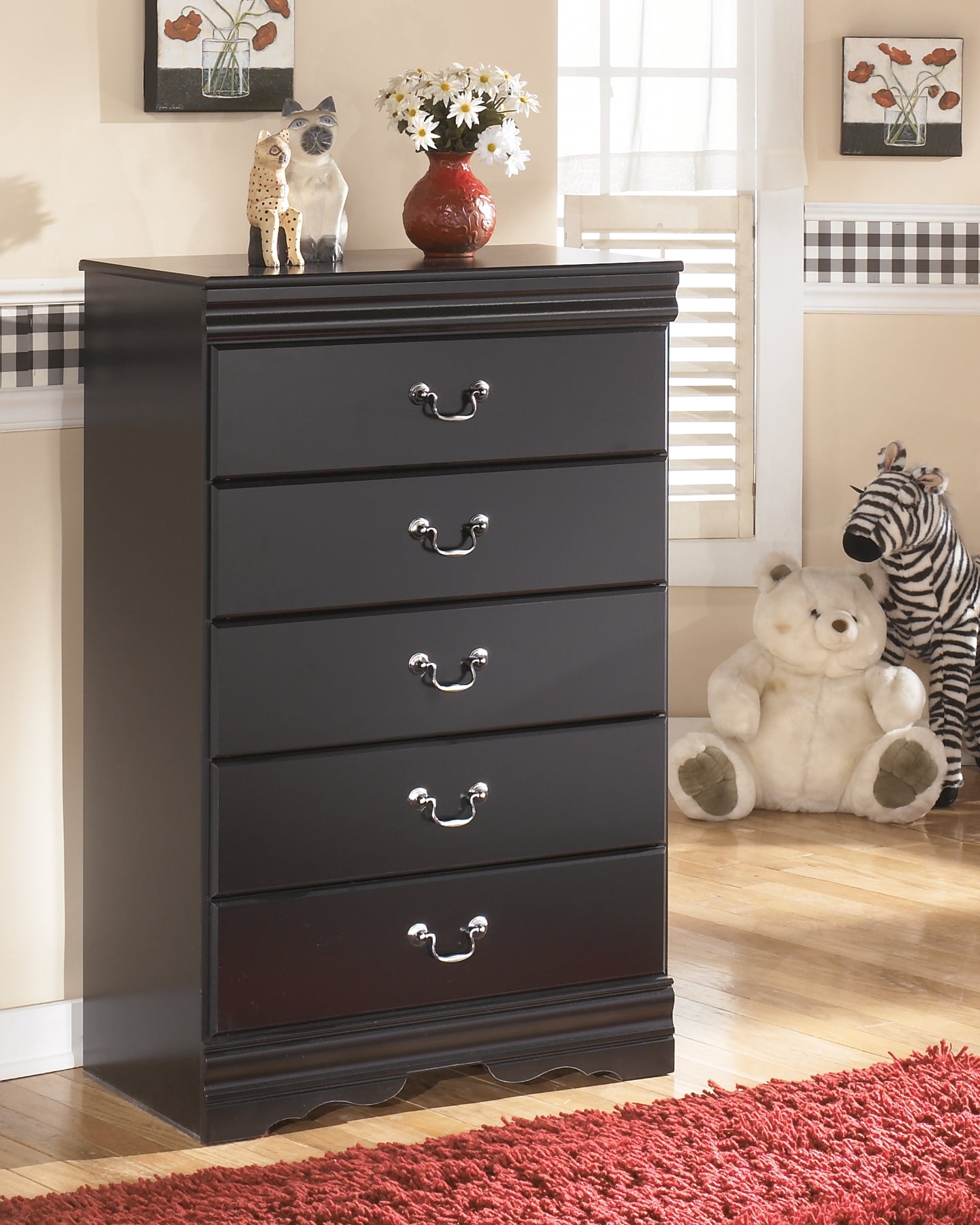 Huey Vineyard Five Drawer Chest - Premier Furniture & Mattress