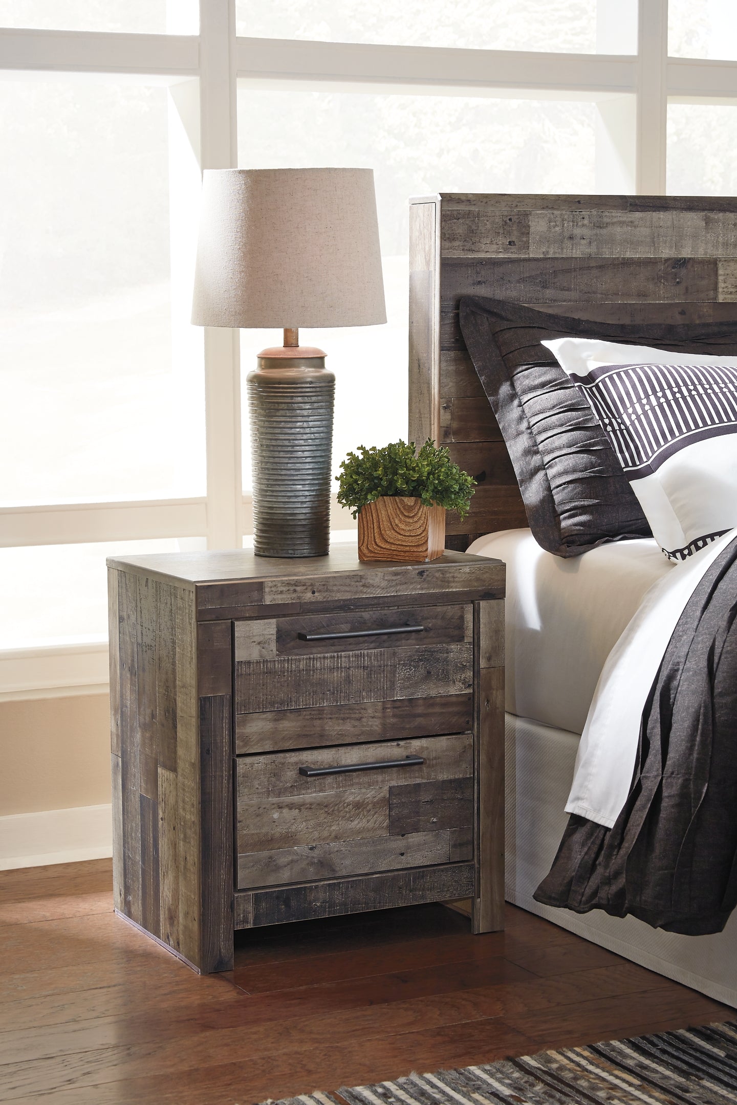 Derekson Two Drawer Night Stand - Premier Furniture & Mattress
