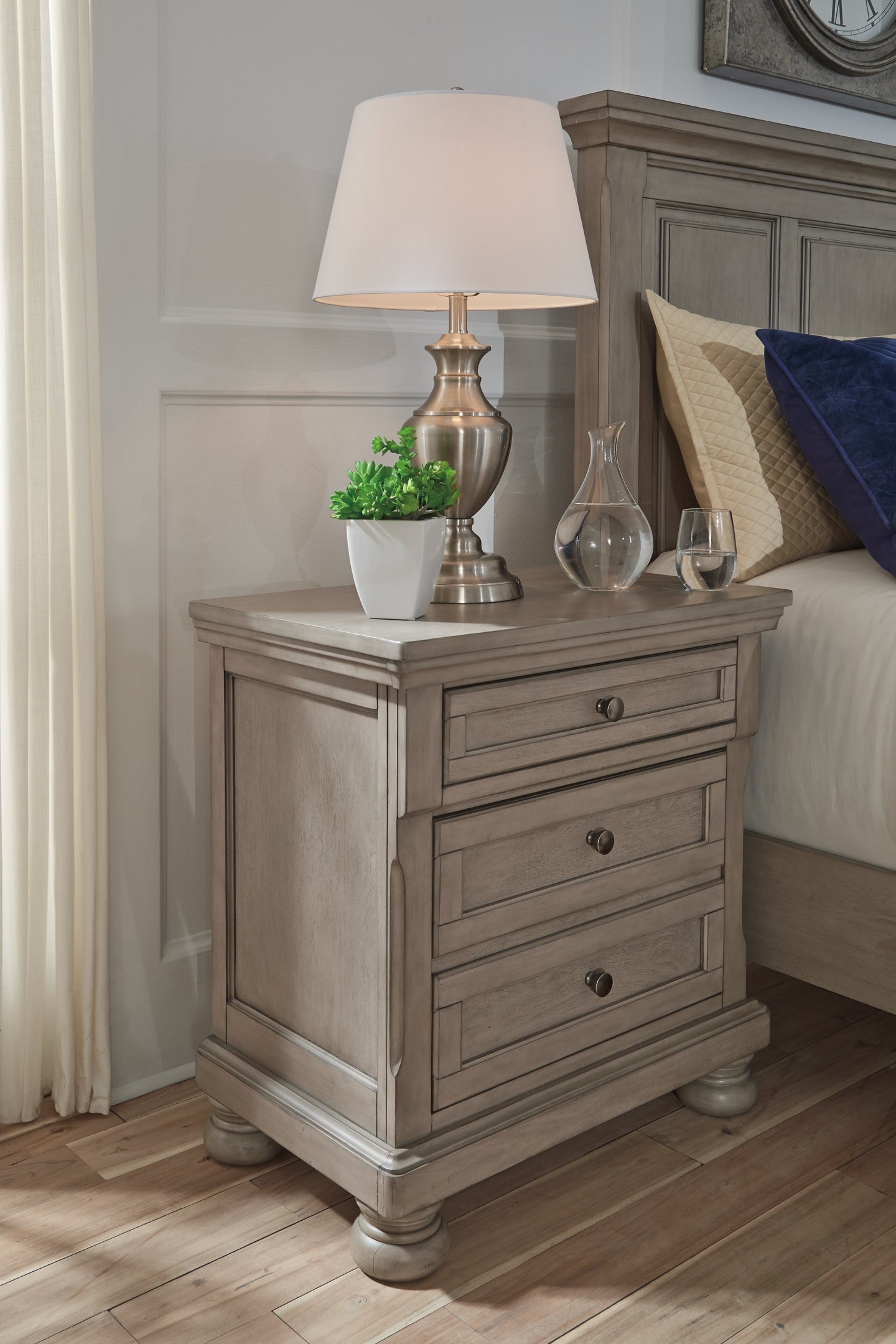 Robbinsdale Two Drawer Night Stand - Premier Furniture & Mattress