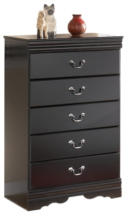 Huey Vineyard Five Drawer Chest - Premier Furniture & Mattress