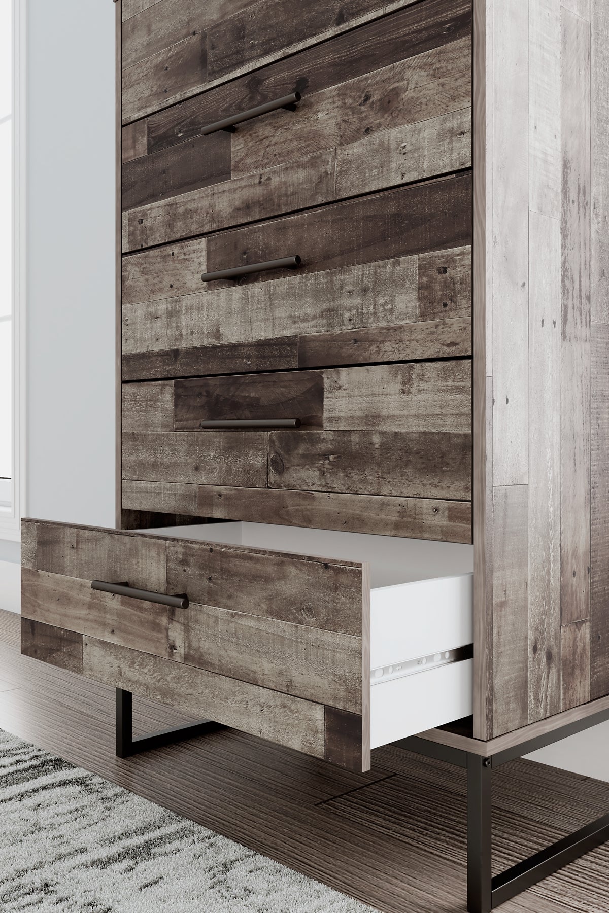 Neilsville Five Drawer Chest - Premier Furniture & Mattress