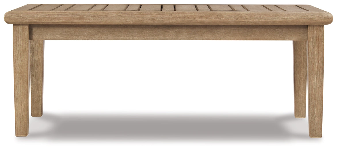 Gerianne Rectangular Cocktail Table - Premier Furniture & Mattress