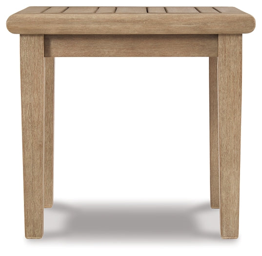 Gerianne Square End Table - Premier Furniture & Mattress