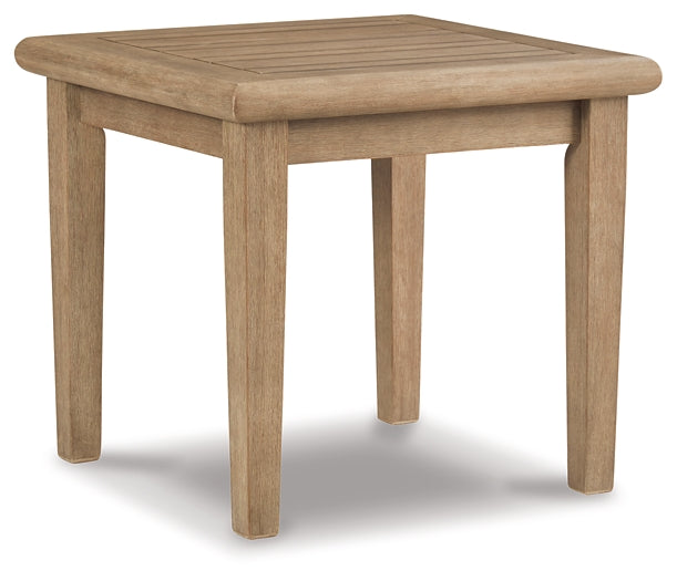 Gerianne Square End Table - Premier Furniture & Mattress