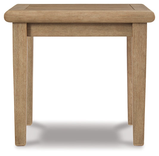 Gerianne Square End Table - Premier Furniture & Mattress