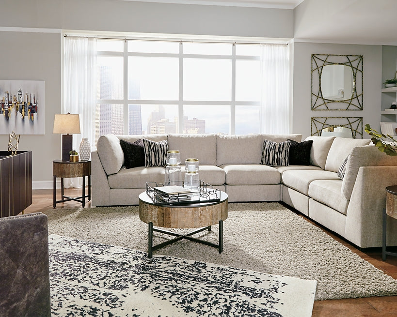 Kellway 6-Piece Sectional - Premier Furniture & Mattress