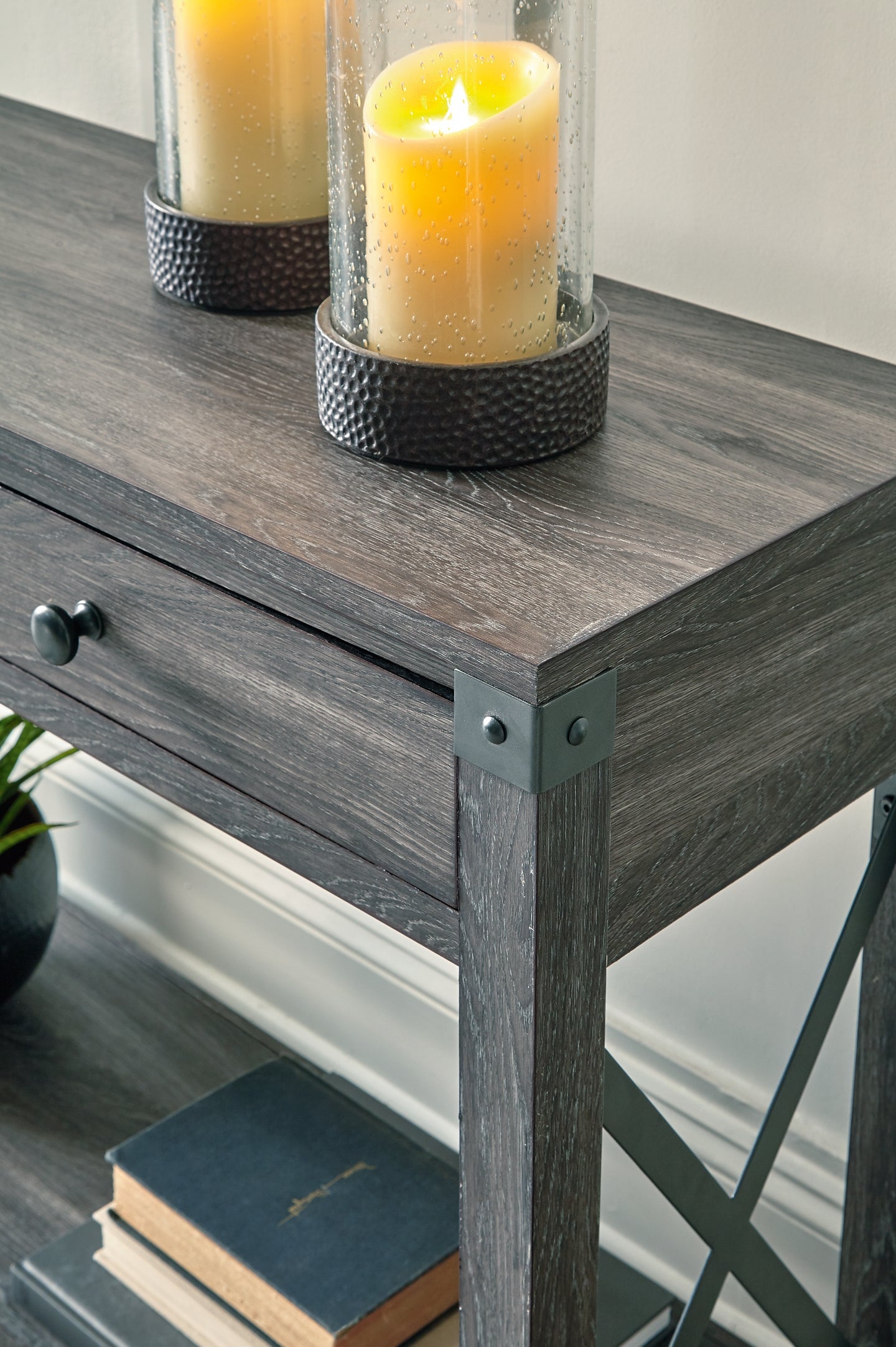Freedan Console Sofa Table - Premier Furniture & Mattress