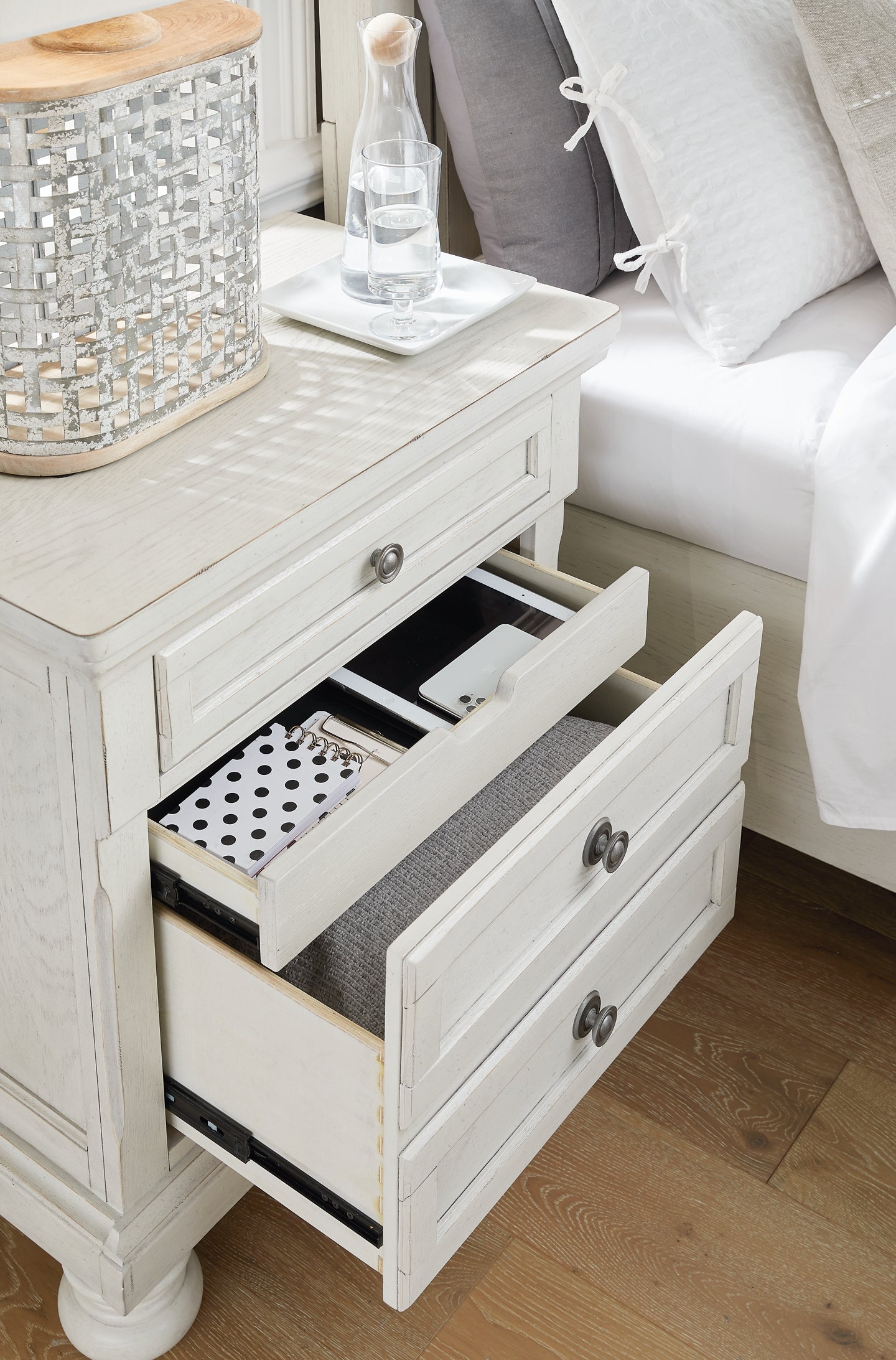 Robbinsdale Two Drawer Night Stand - Premier Furniture & Mattress