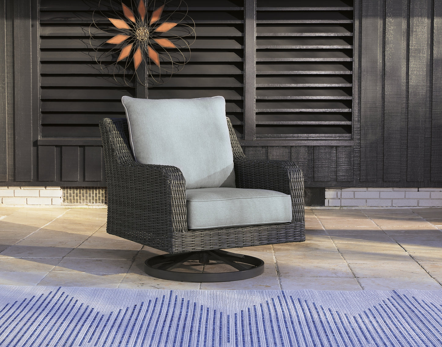 Elite Park Swivel Lounge w/ Cushion - Premier Furniture & Mattress