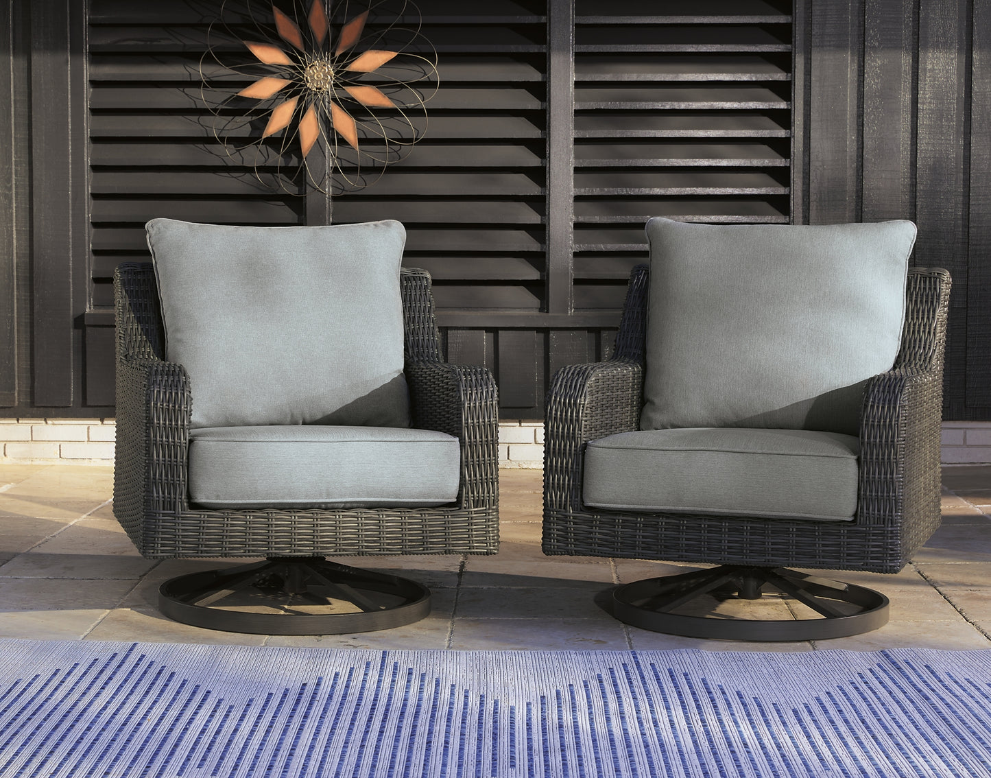 Elite Park Swivel Lounge w/ Cushion - Premier Furniture & Mattress