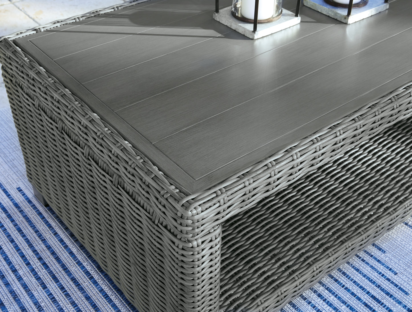 Elite Park Rectangular Cocktail Table - Premier Furniture & Mattress
