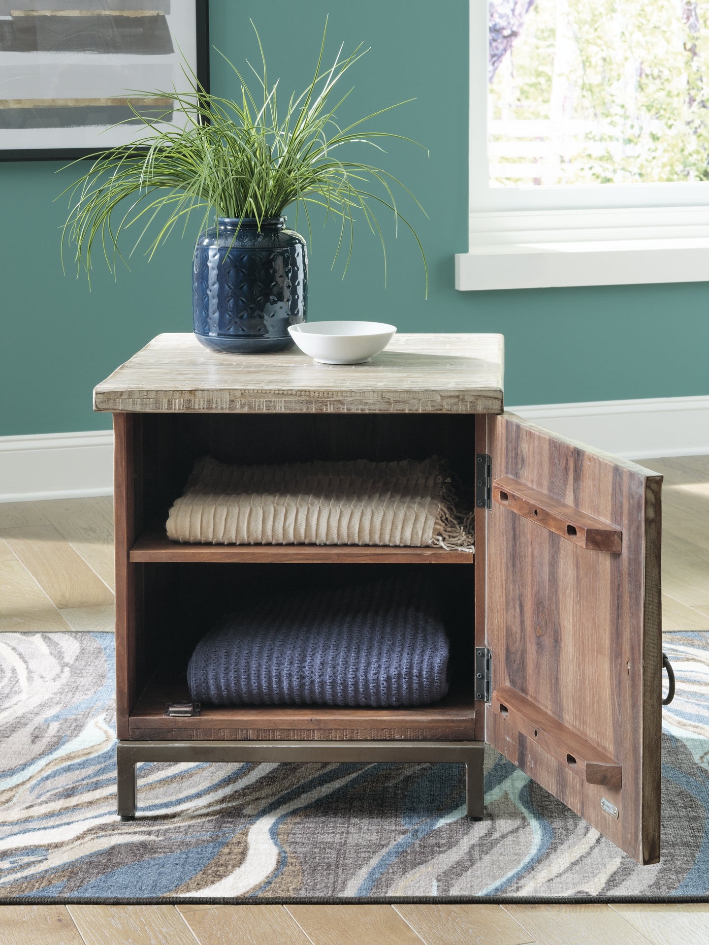 Laddford Accent Cabinet - Premier Furniture & Mattress