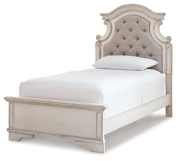 Realyn Twin Panel Bed with Mirrored Dresser - Premier Furniture & Mattress