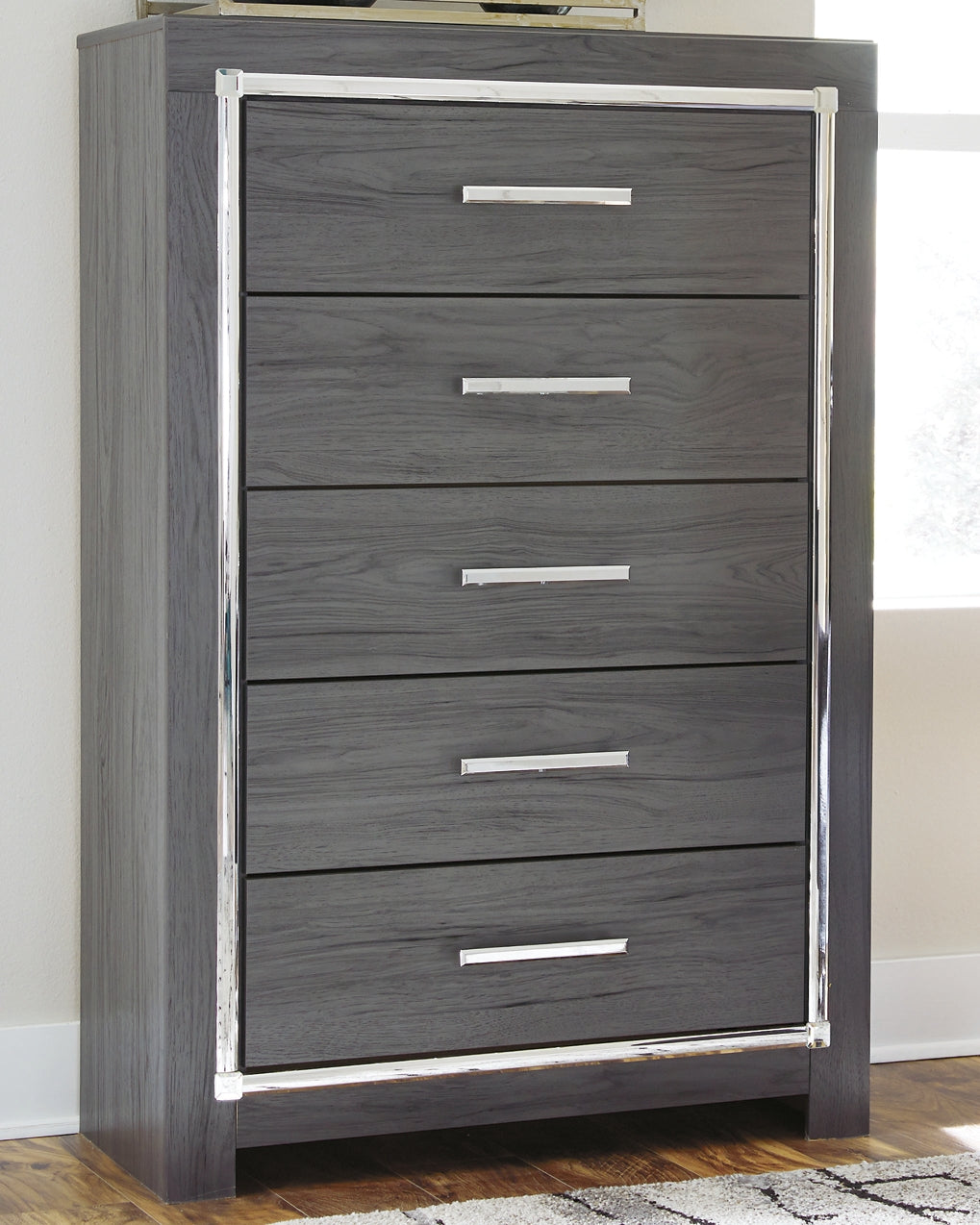 Lodanna Full Panel Bed with 2 Storage Drawers with Mirrored Dresser and Chest - Premier Furniture & Mattress