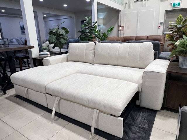 CALANA PULL OUT SECTIONAL