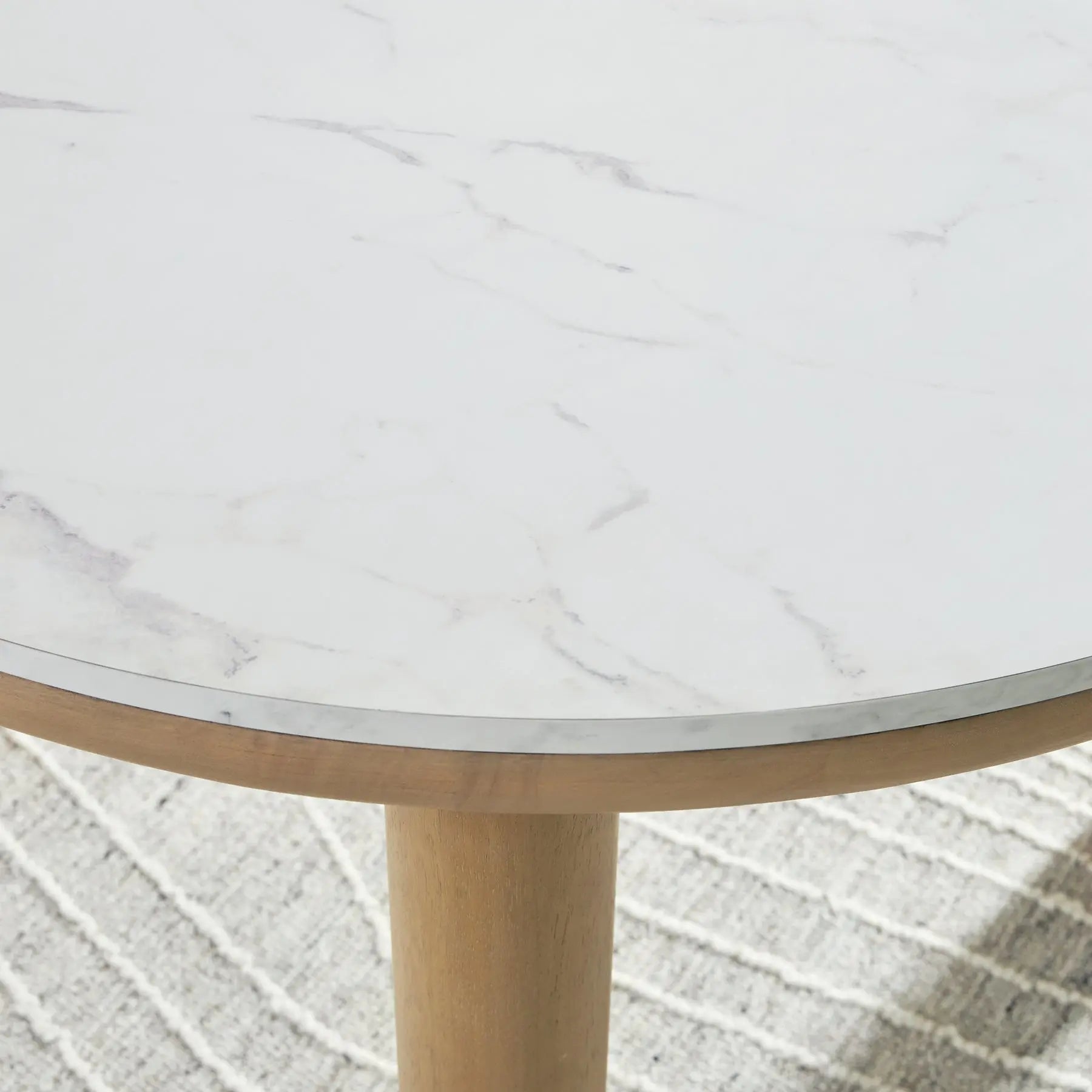 Sawdyn Round Dining Room Table Premier Furniture & Mattress
