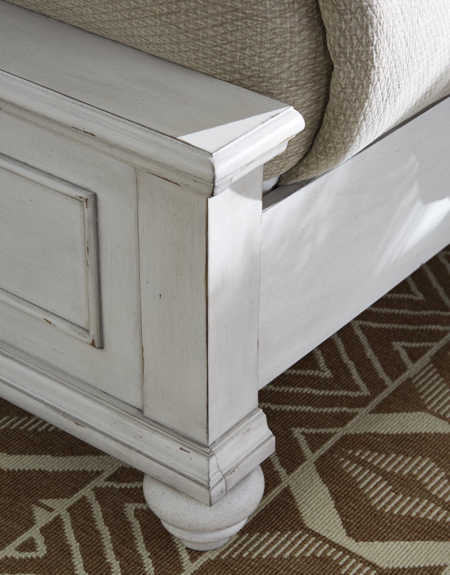 Kanwyn Panel Bed - Premier Furniture & Mattress