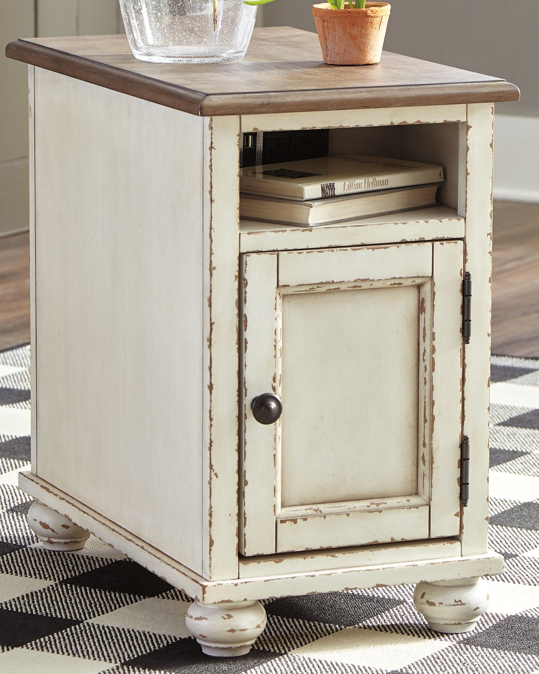Realyn Chair Side End Table - Premier Furniture & Mattress