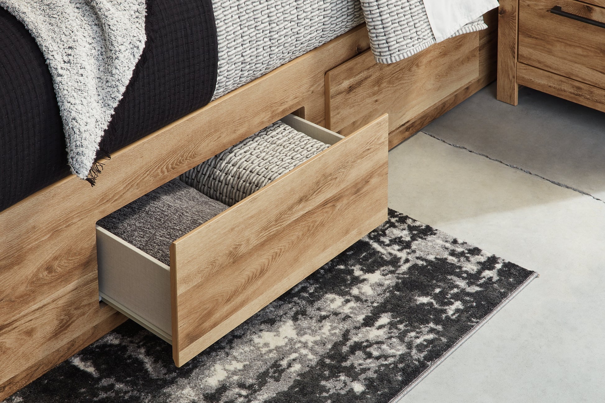 Hyanna Panel Storage Bed With 1 Under Bed Storage Drawer - Premier Furniture & Mattress