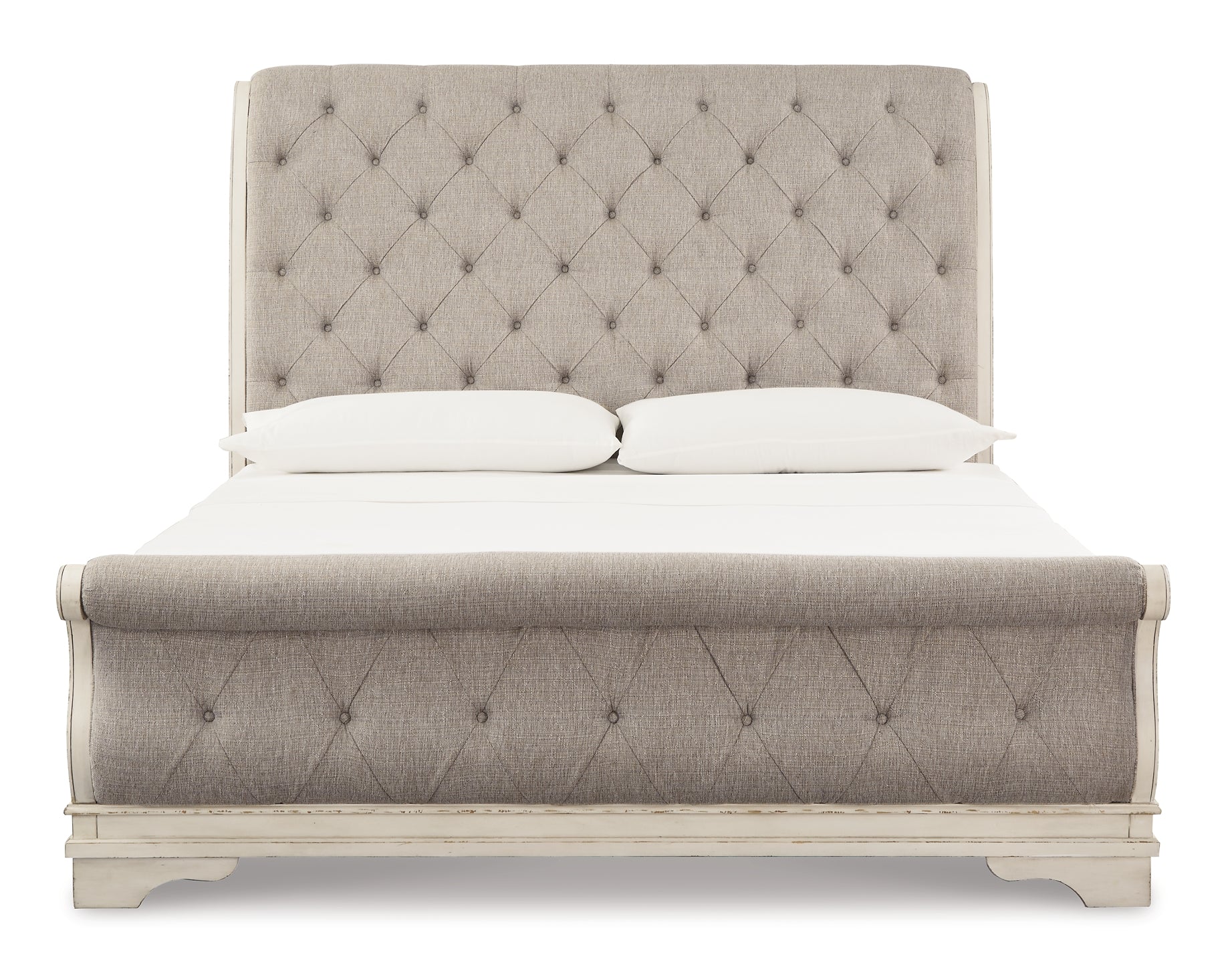 Realyn Sleigh Bed - Premier Furniture & Mattress