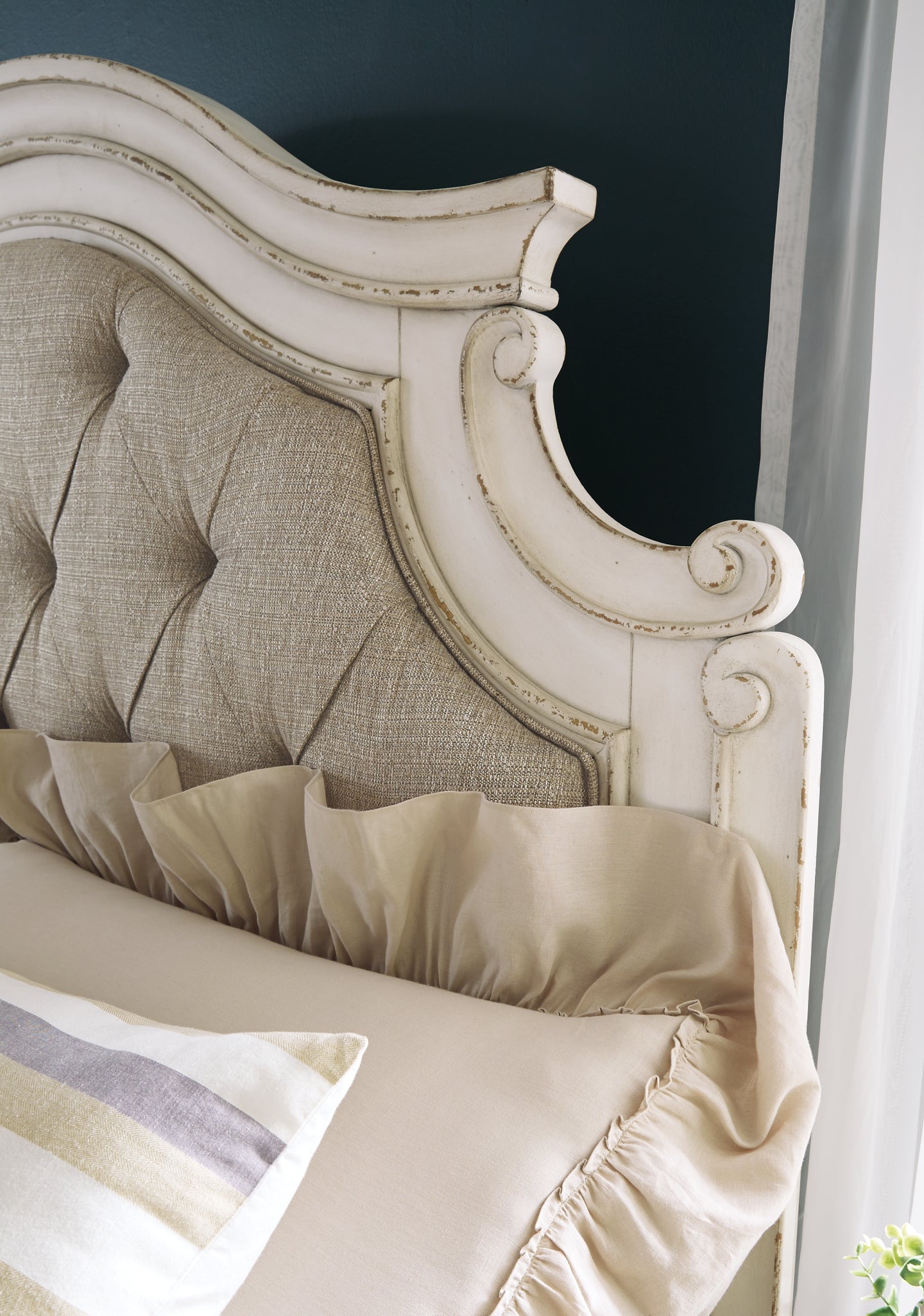 Realyn King Upholstered Panel Bed with Mirrored Dresser - Premier Furniture & Mattress