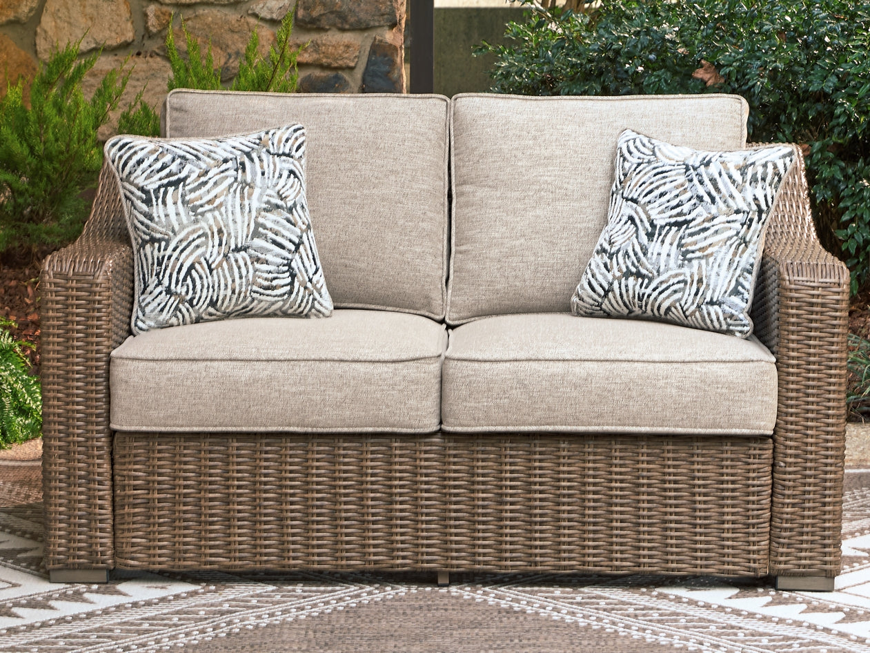 Laguna Heights Loveseat w/Cushion