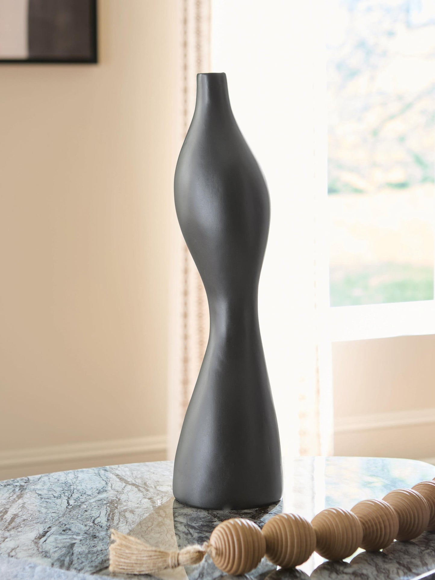 Judsen Vase