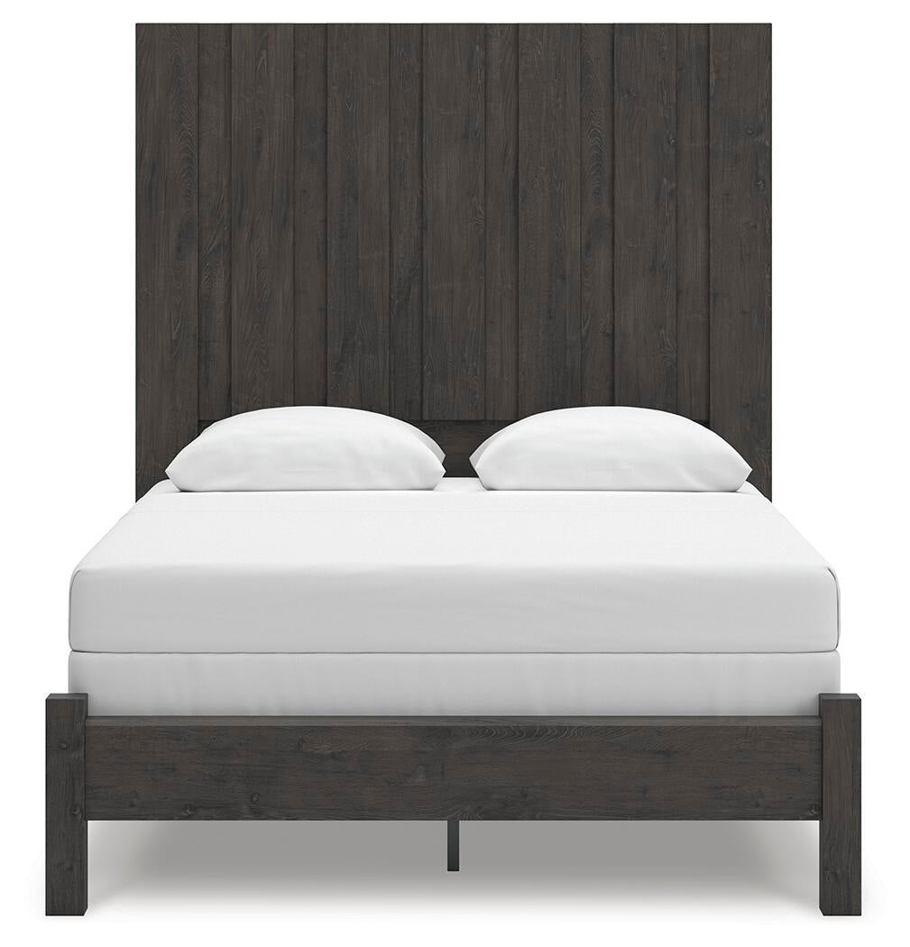 Fraluna Queen Panel Bed, Dresser, Mirror and Nightstand