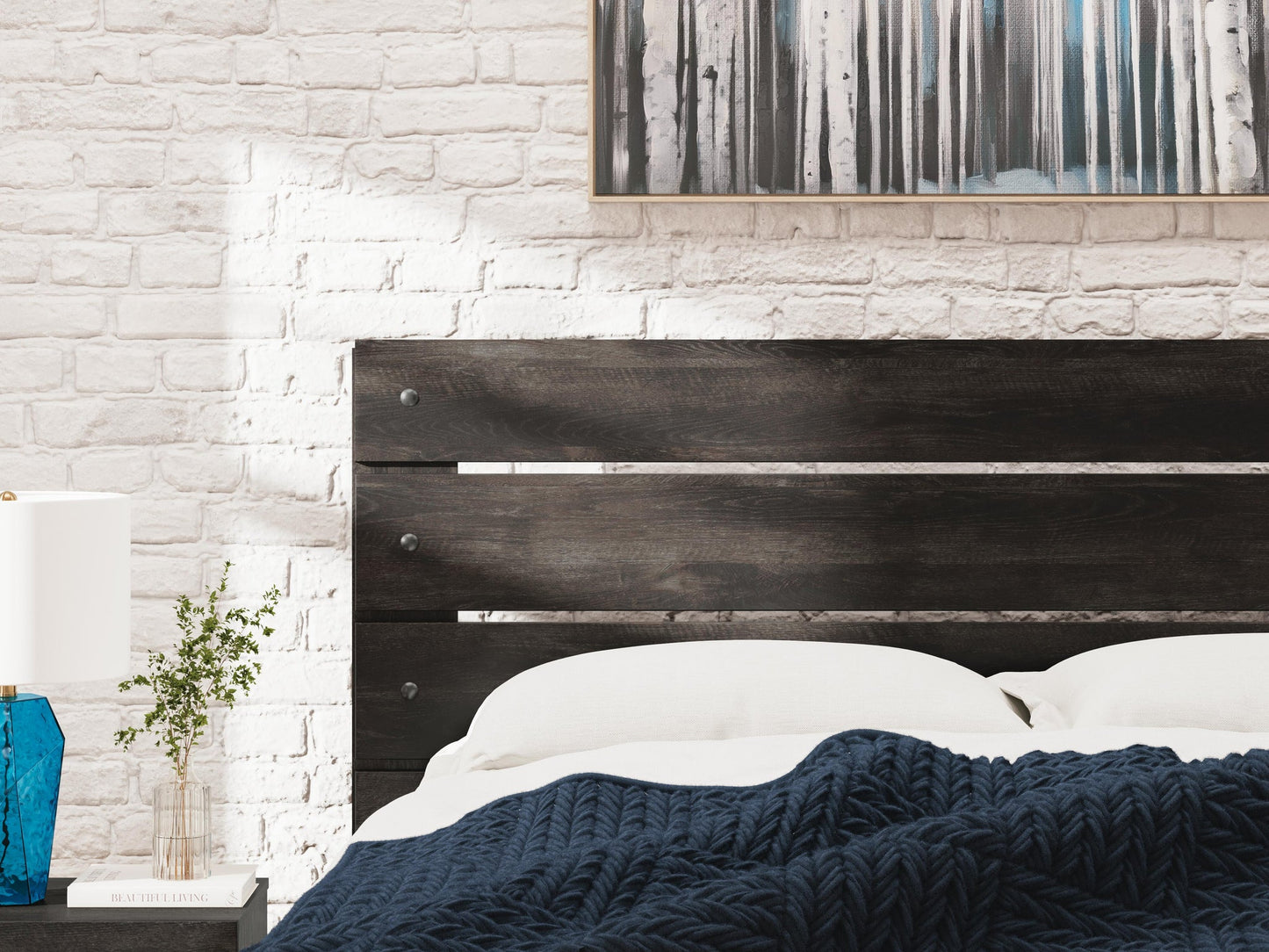 Hollivern King Panel Bed, Dresser, Mirror and Nightstand