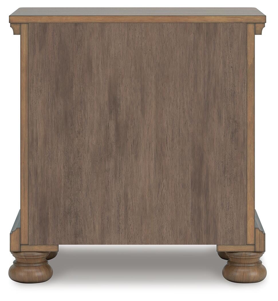 Feddinger King Panel Bed with Mirrored Dresser, Chest and Nightstand