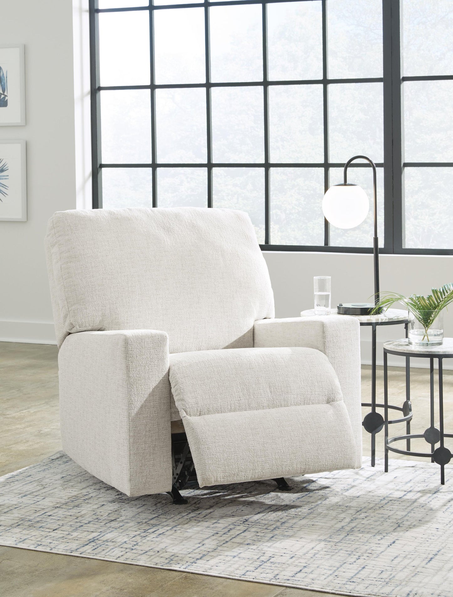 Rannis Rocker Recliner
