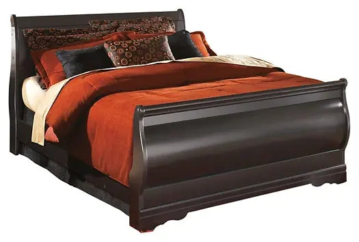 Huey Vineyard Queen Sleigh Bed with Mirrored Dresser, Chest and Nightstand Premier Furniture & Mattress
