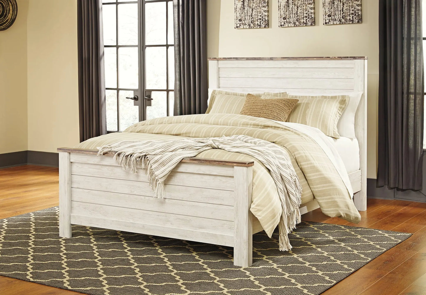 Willowton Queen Panel Bed with Mirrored Dresser - Premier Furniture & Mattress