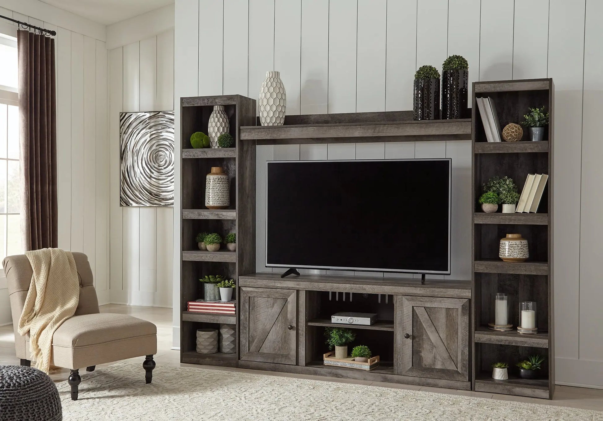 Wynnlow 4-Piece Entertainment Center - Premier Furniture & Mattress