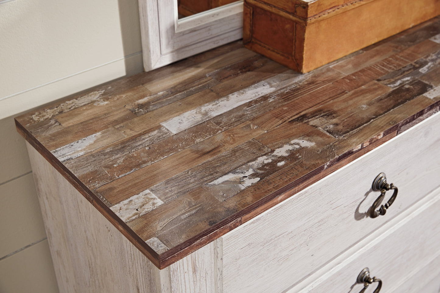 Willowton Six Drawer Dresser - Premier Furniture & Mattress