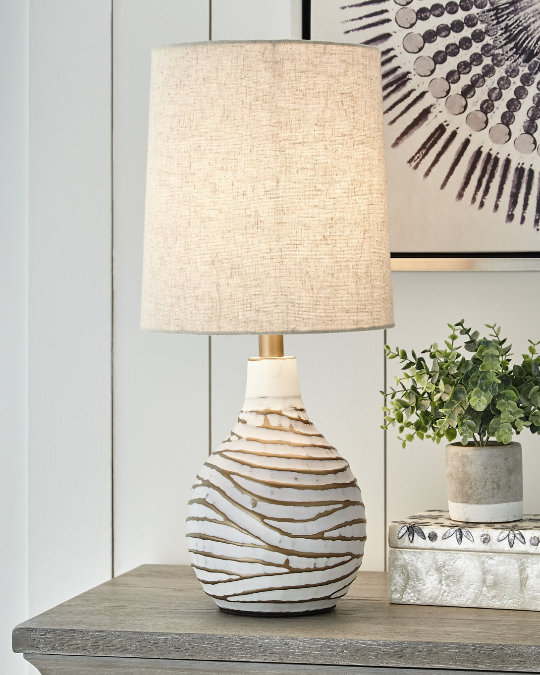 Aleela Metal Table Lamp (1/CN) - Premier Furniture & Mattress